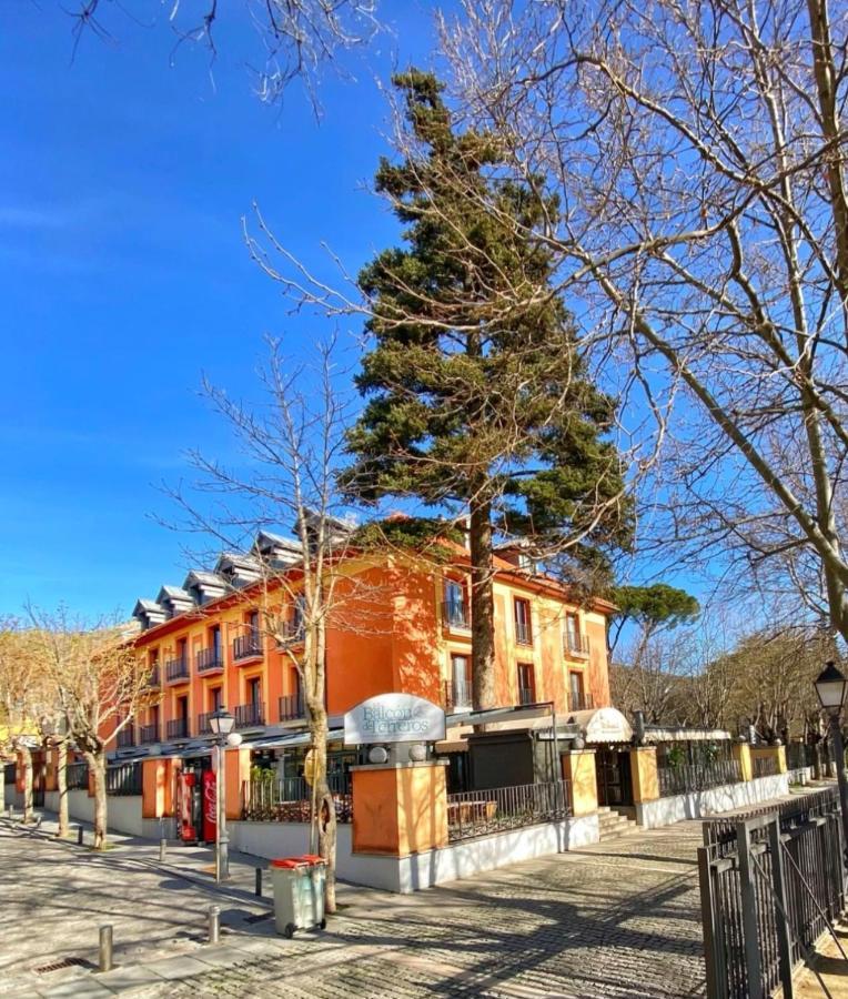 Hospedium Hotel Los Lanceros San Lorenzo de El Escorial Exterior foto